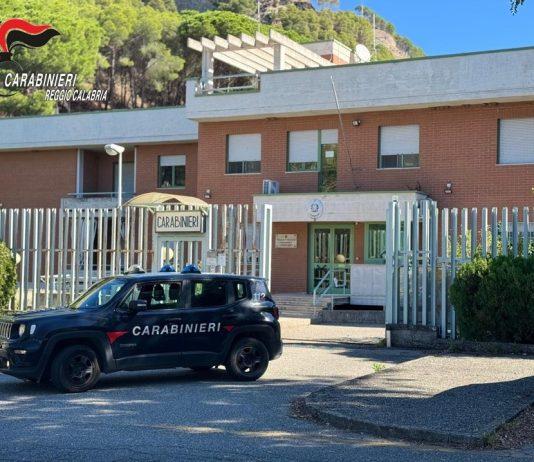 Furto di energia elettrica – alimentava illegalmente diversi edifici: arrestato 74enne