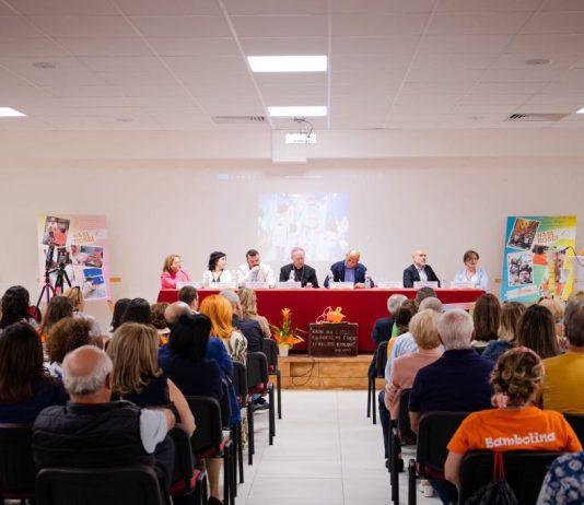 Il sorriso: la medicina più efficace I Nasi Rossi hanno celebrato 10 anni di attività tra clown, scienza e solidarietà