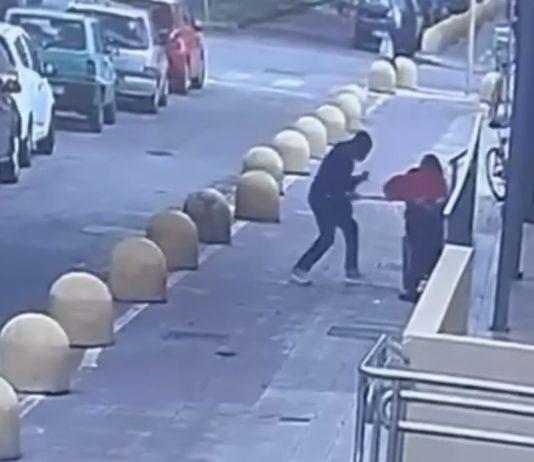 Aggredisce coppia per posto dove mendicare – arrestato 27enne