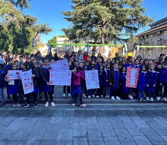 Rosarno – nella giornata della violenza contro donne il corteo “Voci unite per non restare in silenzio”