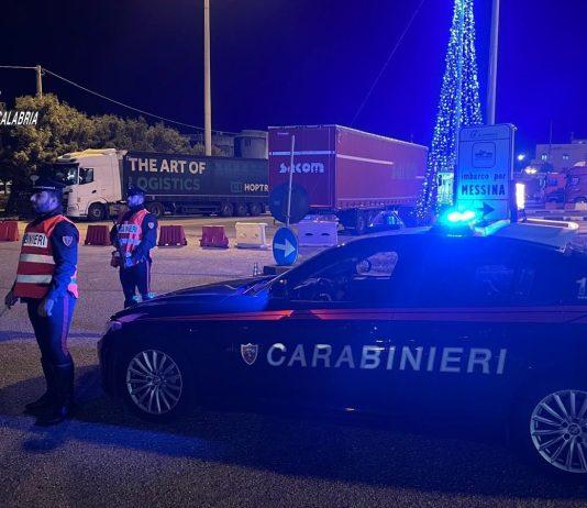 Controlli carabinieri sicurezza stradale. Allarmante violazione uso del cellulare alla guida: 5 sanzioni