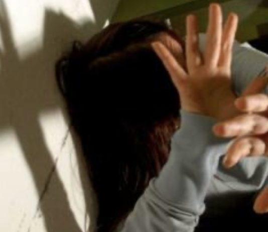 Villa San Giovanni – 17enne arrestato per violenza sessuale su minore