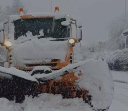 Neve sulla A2, in azione mezzi dell’Anas