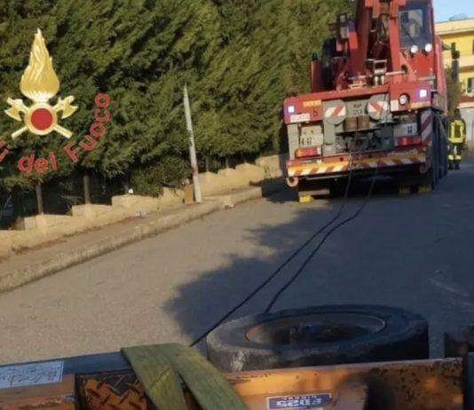 Calabria – si ribalta muletto: morto 50enne