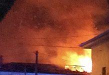 Nicotera – 38enne salva anziana da incendio