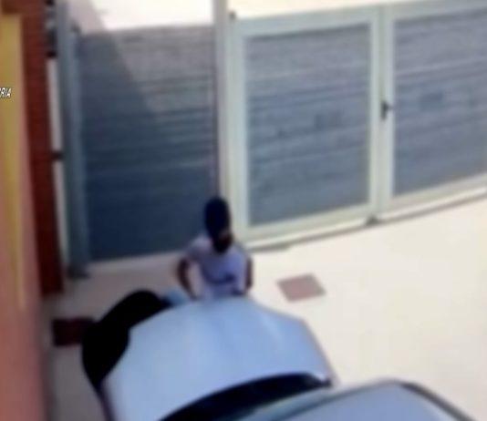 Carabinieri sgominano banda dedita a furti auto e mezzi lavoro – arrestato 54enne, coinvolti anche moglie e un minorenne