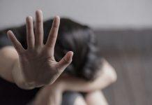 San Ferdinando – picchia la moglie con bastone, calci e pugni: arrestato 48enne