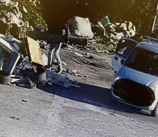 Abbandonavano rifiuti in uno spiazzo divenuto discarica – sanzionati