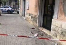 Commerciante ferito a colpi d’arma da fuoco dopo diverbio con donna – trasportato in ospedale