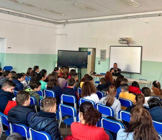 Legalità in classe a Sant’Eufemia d’Aspromonte – l’iniziativa dell’arma dei Carabinieri