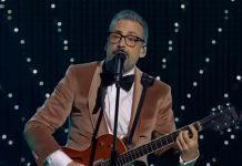 Terza serata Sanremo – sul palco Brunori con “L’albero delle noci”