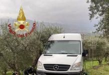 Calabria – si sgancia freno a mano: 41enne muore travolto da furgone