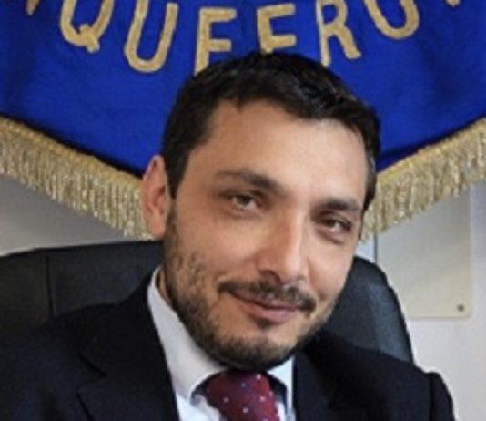 Cinquefrondi – Piazza Marconi torna a splendere: iniziati lavori di rinnovamento