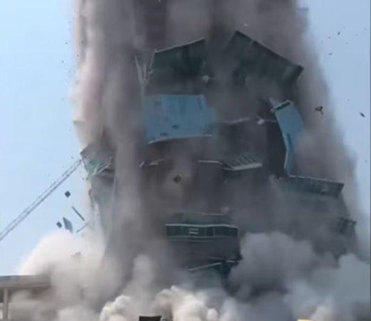 Fortissimo terremoto in Asia magnitudo 7.7