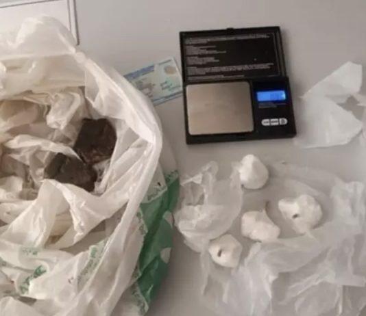 Cocaina ed eroina nel giardino di casa: arrestato 30enne