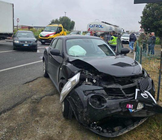 Un altro incidente stradale su ss 106