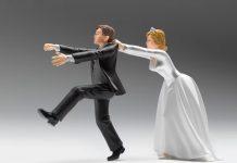 Sposo scappa con i soldi delle buste il giorno prima del matrimonio