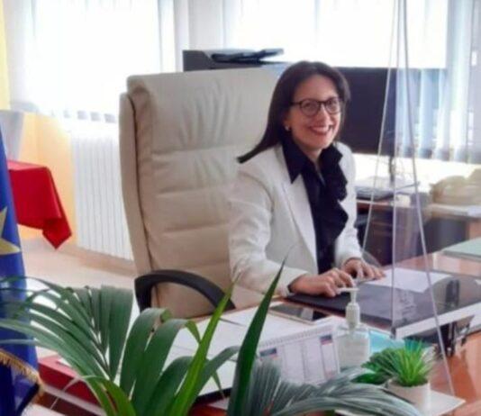 Niente compiti per le vacanze. Nuova circolare della dirigente Mongiardo: “Bisogna garantire il diritto al riposo degli alunni”