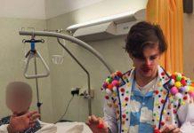 Giovane 26 muore stroncato da malore mentre fa clownterapia in ospedale