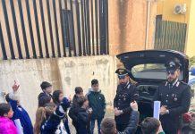 Bagnara Calabra – alunni in visita presso la stazione dei Carabinieri