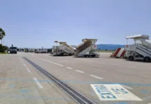 Rintracciati gli altri due passeggeri marocchini fuggiti da aereo dopo atterraggio emergenza. Hanno richiesto protezione internazionale