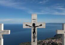 Murale sulle 3 croci di Sant’Elia, il sindaco Ranuccio: “Il monumento verrà ripristinato e tinteggiato di bianco”