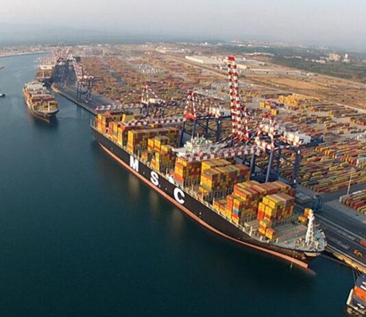 Container sospetti al porto di Gioia Tauro: scattano ispezioni su possibile materiale bellico