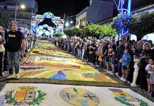Infiorata di Taurianova 2025: escluso il logo della Città Metropolitana di Reggio Calabria