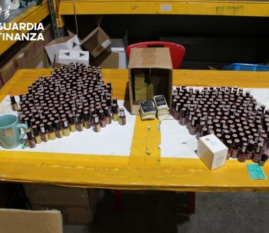 Calabria – sequestrati 56 mila prodotti cosmetici pericolosi