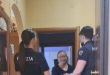 Anziana signora in difficoltà economica: la Polizia di Stato le regala generi di prima necessità