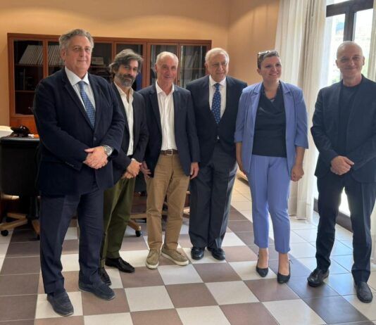 Il Corecom Calabria promuove una nuova alleanza istituzionale contro l’azzardo digitale che divora i giovani