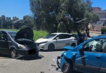 Palmi – scontro tra due auto in contrada Sciná: due persone ferite