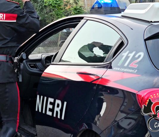 Cavi occultati e contatore manomesso: un arresto per furto di energia elettrica