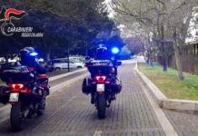 Contrasto al lavoro irregolare – ispezione in uno stabilimento balneare: denunciato proprietario, sospesa attività