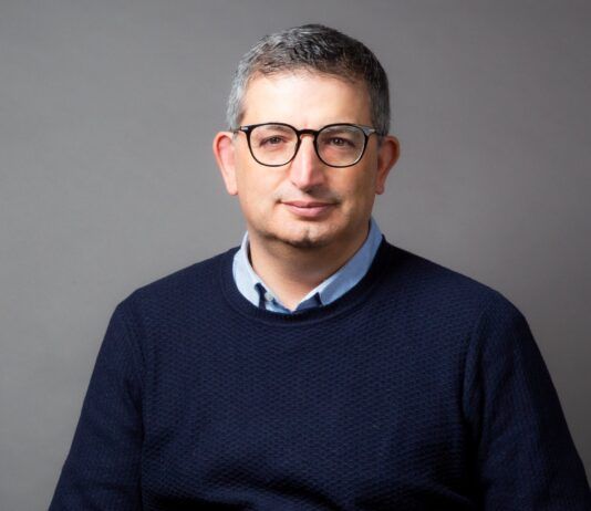 Psicologo a scuola, consigliere De Nisi: “Bene il modello regionale varato da Occhiuto per il benessere degli studenti”