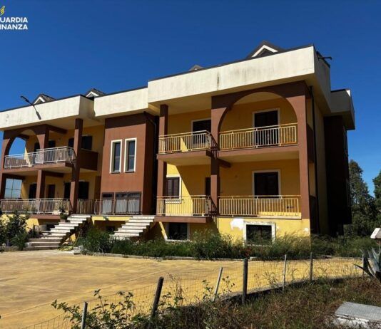 Sequestro beni per 2,7 milioni di euro a soggetto intraneo a cosca Arena