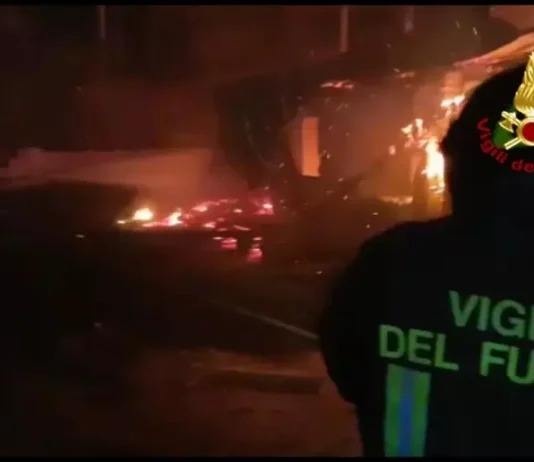 Calabria – esplosione bombola di gas: tre persone ferite tra cui una bambina di 10 anni