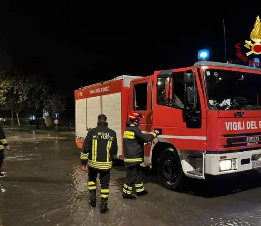 Crolla intonaco soffitto – due ragazzini feriti