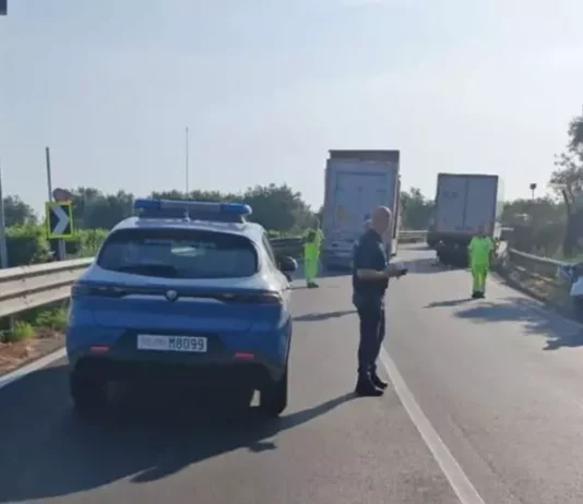 Scontro tra moto e auto – morto 17enne