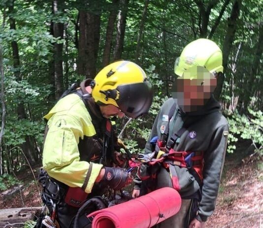 Sette scout dispersi nel Pollino recuperati dai Vigili del fuoco