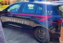 Gioia Tauro – sorpreso mentre brucia rifiuti in spiaggia: denunciato