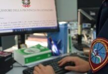 Spaccio di sostanze stupefacenti nei pressi del centro commerciale – Questore emette provvedimento di Divieto di Accesso ai Centri Urbani