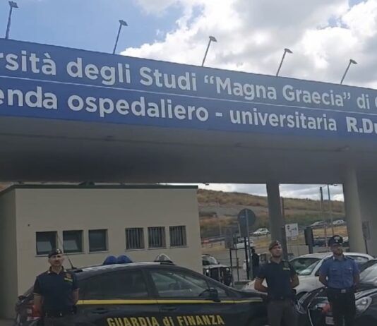 Truffa ai danni dello Stato – arrestati medici, infermieri e dirigenti. Sequestrato un milione di euro