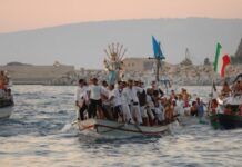 Palmi, lite tra membri del comitato blocca la processione in mare per la Madonna dell’Alto Mare