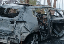 Auto del sindaco di San Nicola Arcella distrutta da un incendio: indagini in corso San Nicola Arcella Auto sindaco incendiio