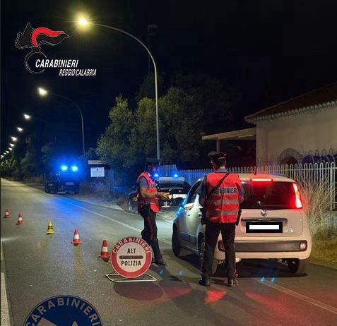 SICUREZZA, PREVENZIONE E LEGALITA’ NELLA MOVIDA ESTIVA: CONTROLLI DEI CARABINIERI, PATENTI RITIRATE E SANZIONI PER OLTRE 7.200 EURO