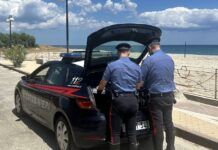 LIDO ABUSIVO, LAVORATORI IN NERO E VIOLAZIONI IGIENICO-SANITARIE: SEI PERSONE DEFERITE DAI CARABINIERI