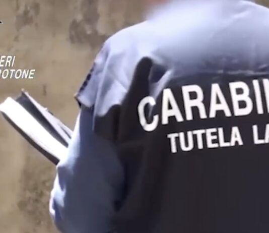 Controlli anti caporalato: denunce e sanzioni per oltre 44 mila euro Carabinieri Crotone Tutela Lavoro