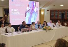 Sala gremita a Belvedere Marittimo per la presentazione della biografia del maestro Iginio Massari.