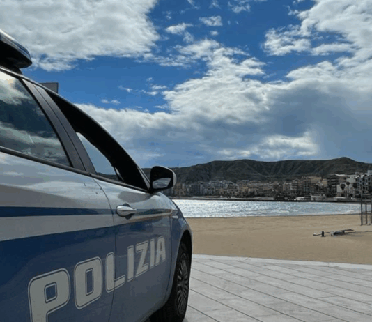 Controlli della Polizia di Stato: tre persone denunciate e due segnalazioni amministrative Polizia di Stato Crotone